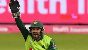 Wicketkeeper mohammad rizwan hits an unbeaten 74 as pakistan chase 189 with a ball to spare to beat south africa in the twenty20 series opener. Mohammad Rizwan Has Leadership Bug Could Be Future Captain Rashid Latif Geosuper Tv