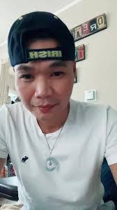 Eric Phutseevong's Instagram, Twitter & Facebook