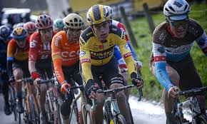 De uitzending op eén begint om 13.30 u (net als onze livestream). Omloop Het Nieuwsblad 2021 Voorjaarsklassiekers Be