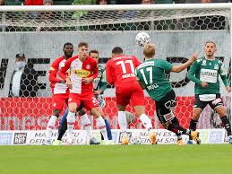 The official website of fc red bull salzburg with news and background information about the club and the teams, an interactive fan zone and our online shop. Vor Cl Play Off Gegen Tel Aviv Salzburg Tankt Selbstvertrauen Mit Sieg In Ried Salzburg24