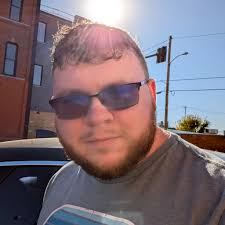 Did Resurgence turn Warzone from a tactical BR into a fast-paced,  arcade-style shooter?" 🎮🤔 #callofduty #warzone