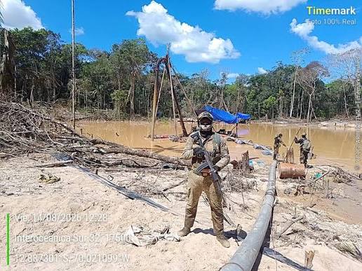 DURO GOLPE A LA MINERÍA ILEGAL EN MADRE DE DIOS Los días 10, 11, 13 y 14 de  agosto, la Segunda Brigada de Selva de Protección de la Amazonía, en  coordinación con