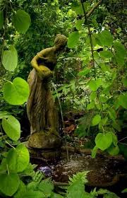 Le Temps Qui Passe Dans Le Jardin D Eugenie Jardin D Eau Jardins Beaux Jardins
