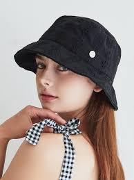 Designer fashion, Seoul-fully created