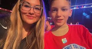 WOO 😮‍💨 Check out these FLOOR SEATS to WWE Raw in Cleveland last night!  We sent Alessa & Draven from Youngstown to see Draven's favorite WWE  Superstars LIVE and up close! 🔥🔥🔥