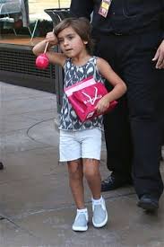 My mommy and @anais_doe owns this. Kourtney Kardashian Freund Vermogen Grosse Tattoo Herkunft 2021 Taddlr