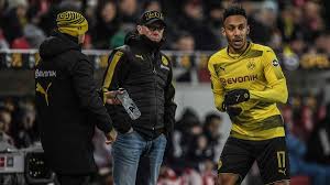 Peter stöger führt den bvb aus der krise: Peter Stoger Will Bvb Trainer Bleiben Unverstandnis Uber Aubameyang Sportbuzzer De