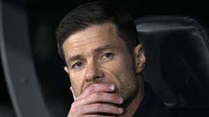 Real Madrid anuncia saída do técnico Xabi Alonso após vice para o Barcelona na Supercopa