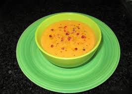 Esta crema de calabaza además de exquisita es muy ligera, por lo que es. Crema De Calabaza Con Zanahorias Y Pimiento Rojo Receta De Cocinar Con Jorgette Cookpad