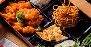 Dulu jaman masih kerja dan belum nikah.sering banget makan di hok ben.sama teman2.lha biasalah.masih muda.*sekarang udah tua ya.hihi. Asian Bento Box Menu