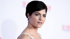 selma blair shares how she does her