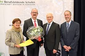 Also available are programs featuring life, culture, tourism and history of. Berufsschulen Sind Lebendige Lernkorper Kbs Grafschaft Bentheim