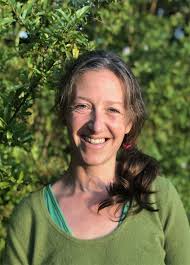 Jasmine Dale's Instagram, Twitter & Facebook