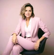 Profile for Mary Kay Consultant Lucy Yee