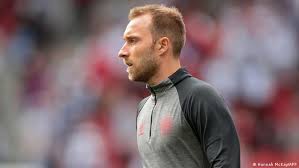Footballers react to christian eriksen collapsing on pitch during denmark vs finland euro 2020 match подробнее. Danish Footballer Christian Eriksen Awake After Collapsing On Pitch During Euro 2020 Game Sports German Football And Major International Sports News Dw 12 06 2021