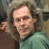 Ulf borgström, i media kallad gryningspyromanen, född den 6 november 1963 i malmö, är en svensk mordbrännare, vilken dömts för mordbrand vid två tillfällen (2006 och 2011) och som även misstänks för att sedan åtminstone 1996 ha härjat i skåne, småland och dalarna i sverige. Gryningspyromanen Dolefhatlir Twitter