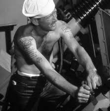 Yes, you can receive permission for a tattoo that is otherwise not allowed under the terms of the navy tattoo policy. 1940 S Us Servicemen And Tattoos Wwii Ink The 1940 S 1940 1949 Fashion History Movies Music