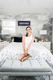 Enhancing the bedroom with a parisian themed décor is a perfect fit if you want your room to have a certain je ne sais quoi. How To Create A Beautiful Parisian Style Bedroom Up To Date Interiors