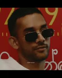 එතන්ට ගහන්න පුලුවන් කෙනෙක් නෑ ලන්කාවෙ 😼🖤. . . #rapper #reezy #smokio  #interview #foryou #foryoupage #viral #trending #1millionaudition  #tiktoksrilanka🇱🇰 #theezquotes