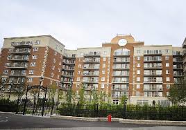 Il compte l'une des sélections de plantes. Les Jardins D Italie Retirement Home Montreal