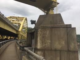 How Deep Are Pittsburghs Three Rivers Fort Pitt Bridges