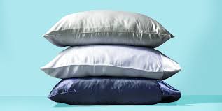 Check spelling or type a new query. 10 Silk Pillowcase Benefits For Skin And Hair According To Dermatologists