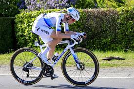 Demi Vollering remporte en solitaire son troisième Liège-Bastogne-Liège et parachève le printemps de folie de FDJ United-Suez