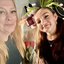 Are there local food banks or pantries in Denton, Texas?