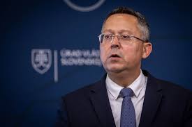 Šéf Rozpočtovej rady Ján Tóth: Konsolidáciu si najviac odnesie stredná  trieda, čaká nás pritom ešte ďalšia citeľná konsolidácia