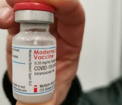 The centers for disease control and prevention (cdc) required all states and territories to turn in an. Portugal Recebe Vacina Da Moderna Sns