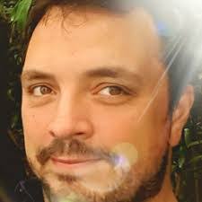 Daniel Goldfinger's Instagram, Twitter & Facebook