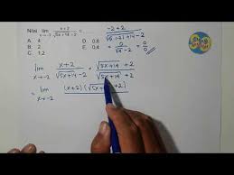 Perkalian dengan akar sekawan dilakukan jika dalam pengerjaan limit fungsi aljabar, ditemukan bentuk akar. Cara Mengerjakan Soal Limit Fungsi Aljabar Pesat Id