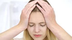 Коли сучасна молодь одружується та народжує дітей