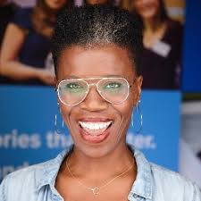 Sally Ho (@_sallyho)