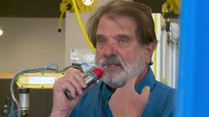 The Laryngectomy 'Sweetspot' for communicating with an electrolarynx