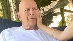 Télé nostalgie: Daniel Coutu, imitateur de Guy Jodoin et amoureux de  Jessica Barker