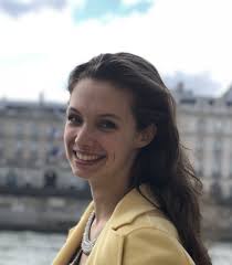 Ariane Martin's Instagram, Twitter & Facebook