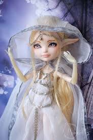 Wenn dir „monster high kleidung gefällt, gefallen dir vielleicht auch diese ideen. Pin Auf Great Repainted Monster High Dolls