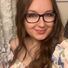 Ask: Looking for a ✨ crockpot ✨ I have one from the 80's which I LOVE but I  broke the glass lid. 😔 so I'm looking to replace it all. If anyone