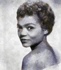 Sarah Kirk's Instagram, Twitter & Facebook