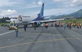 Find cheap flights on trigana air. Semua Halaman Pesawat Trigana Air Tergelincir Di Bandara Halim Perdanakusuma