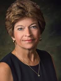 Adele Eberhart's Instagram, Twitter & Facebook