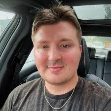 Jessie Mansfield's Instagram, Twitter & Facebook