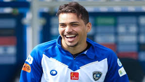 كاستييخو لاعب نادي فياريال الأسباني ينشر فيديو في الإنستقرام عن اللاعب سالم الدوسري و يضحك على لبسه. Ø£Ù‡Ù… Ø£Ø®Ø¨Ø§Ø± ØªÙˆÙŠØªØ± Ø§Ù„Ù‡Ù„Ø§Ù„ Ø§Ù„ÙŠÙˆÙ… Ø¹ÙˆØ¯Ø© Ø¥Ø¯ÙˆØ§Ø±Ø¯Ùˆ ÙˆÙ‚Ù…ÙŠØµ Ø¬ÙŠØ³ÙˆØ³ ÙˆØµØ¯Ù…Ø© Ø§Ù„Ø¯ÙˆØ³Ø±ÙŠ Ø³Ø¨ÙˆØ±Øª 360