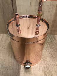 A copper extension tube assembly is included so that you can collect your distillate away from the still. Discount Stillz 20 Gallon Heavy Copper Moonshine Still
