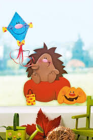Einfaches Herbst Fensterbild Mit Igelmotiv Basteln Herbst Fensterbilder Basteln Und Fensterbilder Herbst Kinder