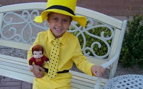 My son wants to be curious george for halloween so i figured i would be the man with the yellow hat. Diy Curious George And The Man With The Yellow Hat Costume Maskerix Com