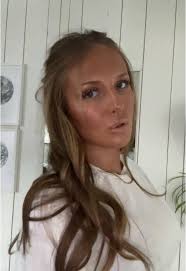 lilykarlsson (@lilysxtra)