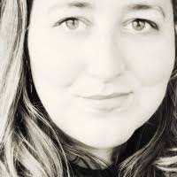 Katherine Edgell's Instagram, Twitter & Facebook