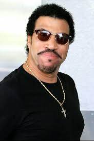 Love this! Lionel Richie picture in Lake Como, Italy 👇👍